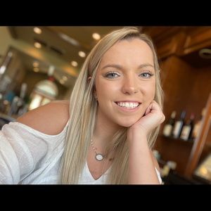 Meet your Posher, Miranda